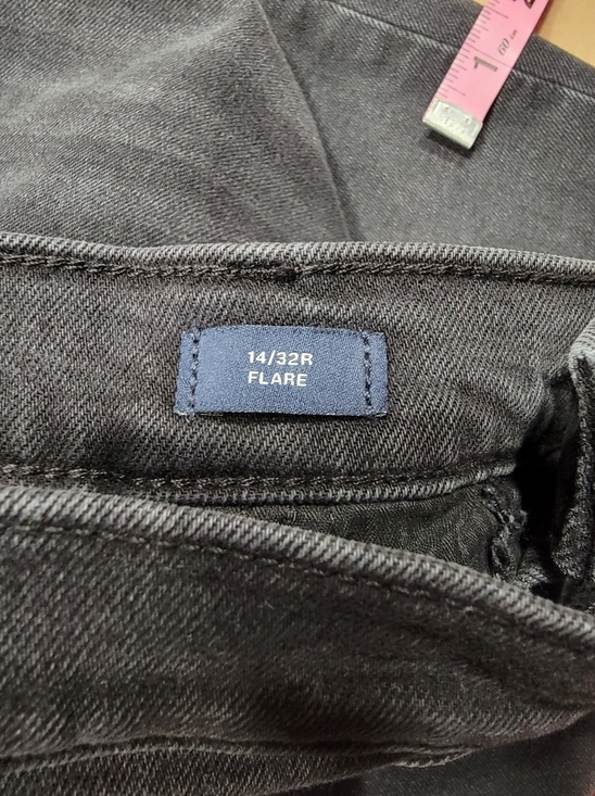 GAP Size 14/32 Washed Black Button Fly Flare Leg Jeans, Raw/Frayed Hem - Picture 11 of 15